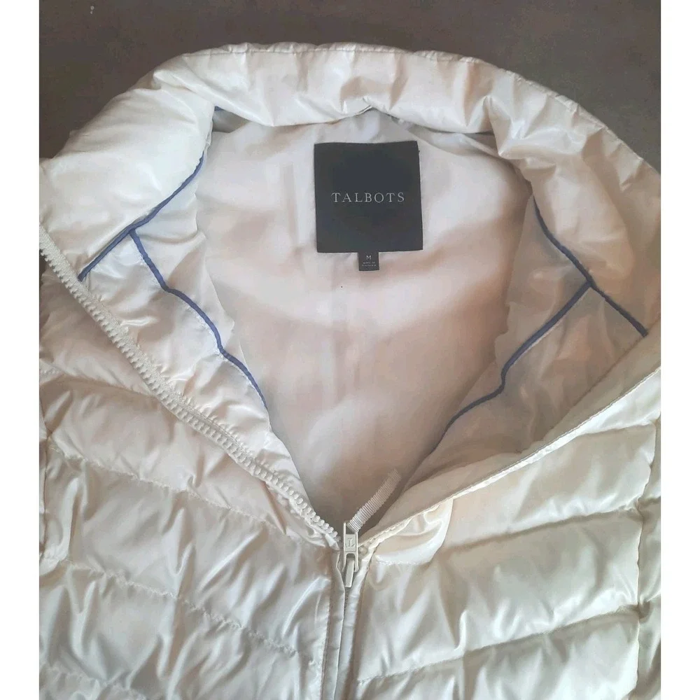 Talbots Quilted  Puffer Vest Ivory Size Medium Zip Fall Winter Puffer Down Blend - Picture 4 of 9